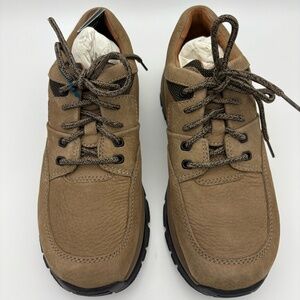 NIB Clarks Active Air Comfort Brown Suede Leather Lace Up Walking Shoes